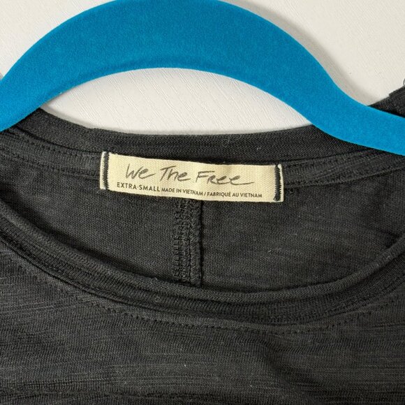We The Free Natasha Tee Womens Sz XS Black Ruched Long Sleeve Crew Neck Top Boho - Picture 7 of 10